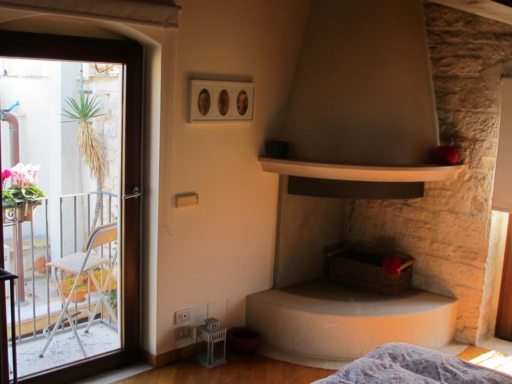 Casa Torre Di Mactheus Petraro Leilighet Giovinazzo Eksteriør bilde
